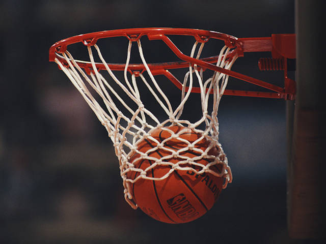 126542166_web1_BASKET-4