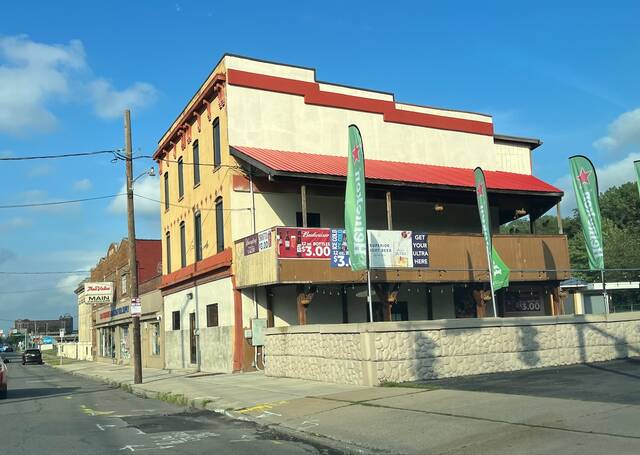 129890531_web1_bar
The highest price paid in Thursdays Luzerne County delinquent tax auction was $164,000 for a restaurant/bar at 650 S. Main St. in Wilkes-Barre formerly operating as Outsiders Bar and, more recently, as Dragonfly.
Roger DuPuis | Times Leader