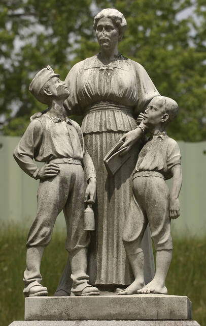 129906375_web1_ellen_webster_palmer_PUB_--1-
The Ellen Webster Palmer statue as it appeared in 2005 when it stood on the grounds near the Luzerne County Courthouse in Wilkes-Barre.
File photo