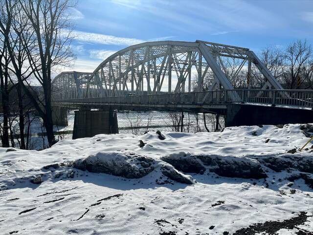 130326500_web1_Image--10-
Discussion continues about replacement of the Nanticoke/West Nanticoke Bridge over the Susquehanna River.
File photo