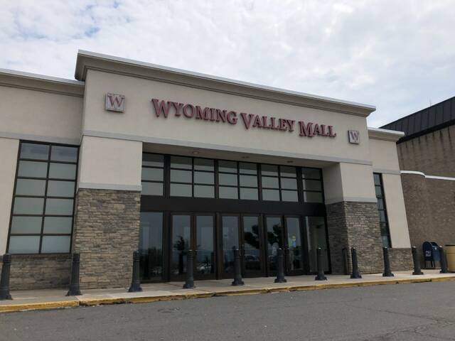 130649439_web1_Wyoming-Valley-Mall
The Wyoming Valley Malls real estate tax assessment has taken a dramatic plunge. The owner, Wyoming Valley Realty Holding LLC, will pay a total $375,201 in real estate taxes under current rates, which is a reduction of $1.5 million, analysis shows.
Times Leader File Photo