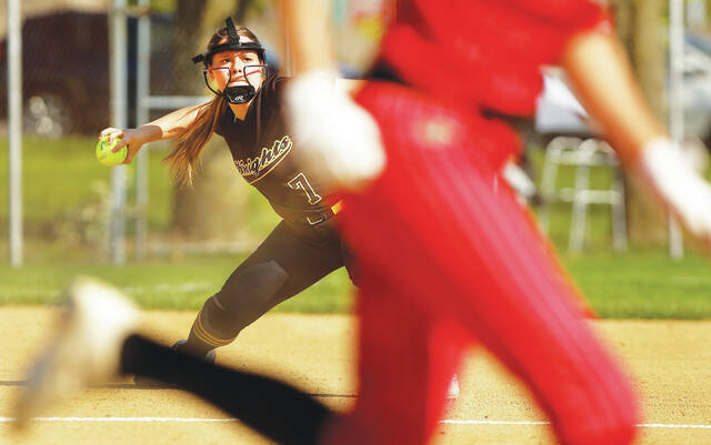 131463636_web1_leh_red2_faa
Lake-Lehman third baseman Haylee Makarewicz throws to first base on a grounder by Holy Redeemers Zoe Pecuch. Pecuch was safe on the play.
Fred Adams | For Times Leader