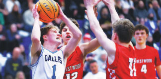 
			
				                                Dallas point guard Joey Nocito takes aim at the basket as Crestwoods Jack Rodgers (12) and Zach Sechleer defend in the first quarter.
                                 Fred Adams l For Times Leader

			
		