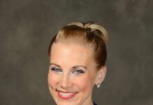 Joanna Bryn Smith announces run for state representative
Smith